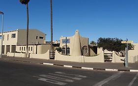 Desert Dreams Bed And Breakfast Cc